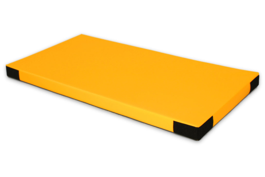 VÕIMELMISMATT NURGATUGEVDUSTEGA  200 X 100 X 5 CM