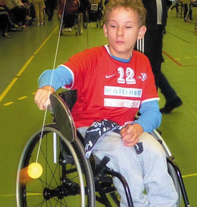 SWING PING-PONG ; LAUATENNIS