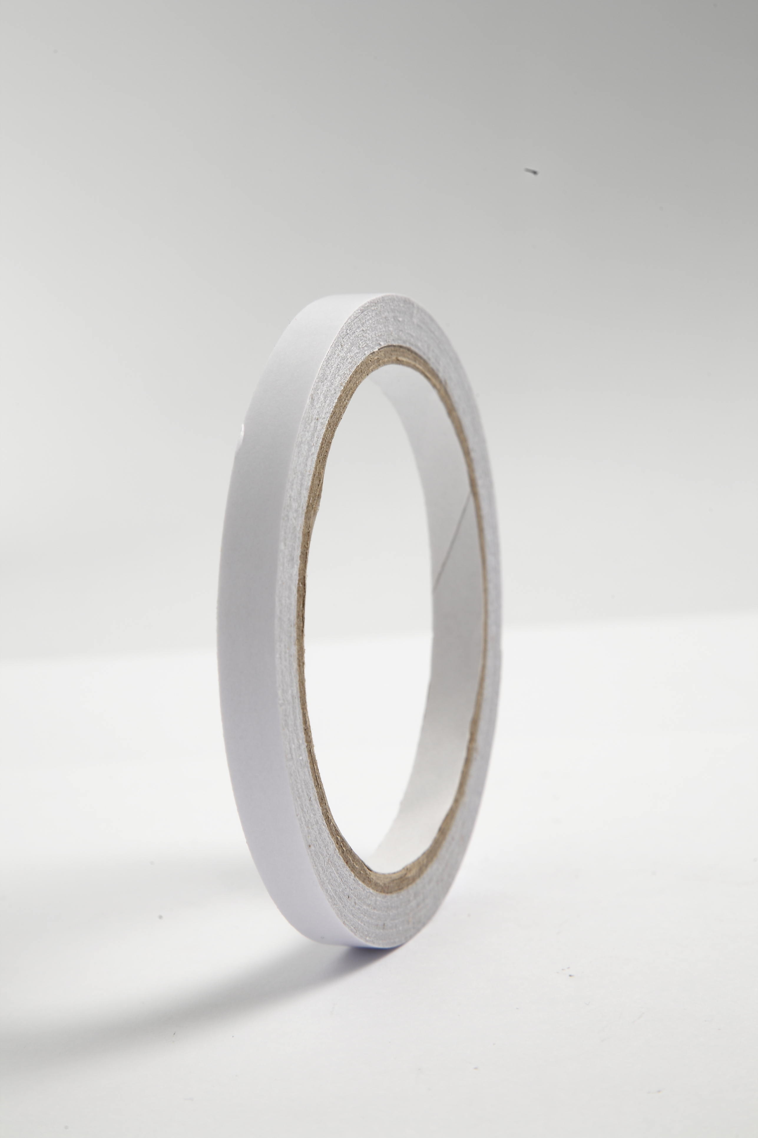 LÄBIPAISTEV KAHEPOOLNE TEIP 9 MM X 10 M