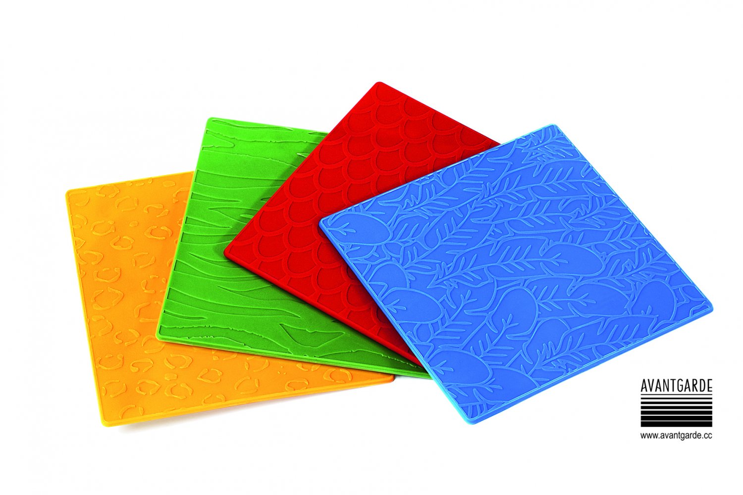 LOOMAMUSTRILISED JOONISTAMISE PLAADID 4TK